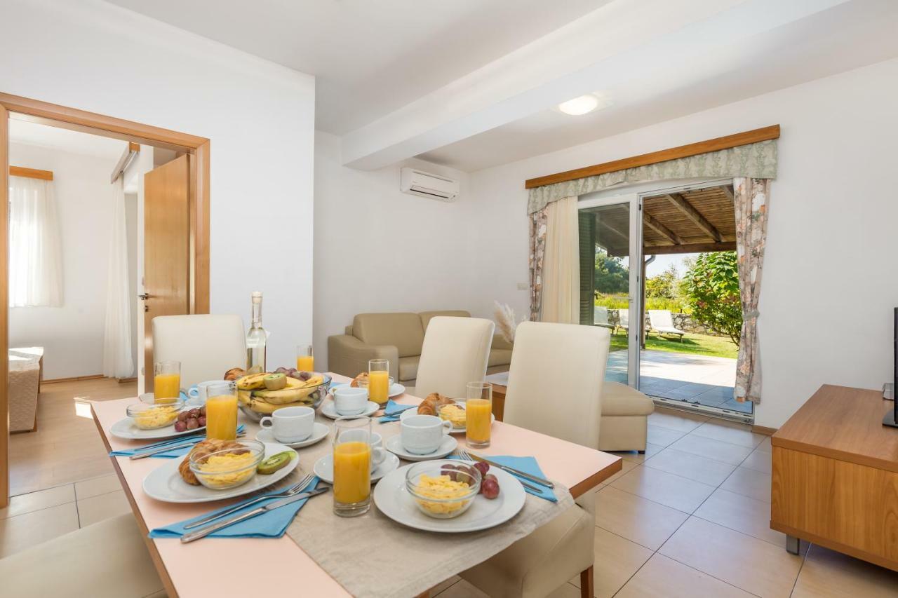 Villas Kampor Ngoại thất bức ảnh