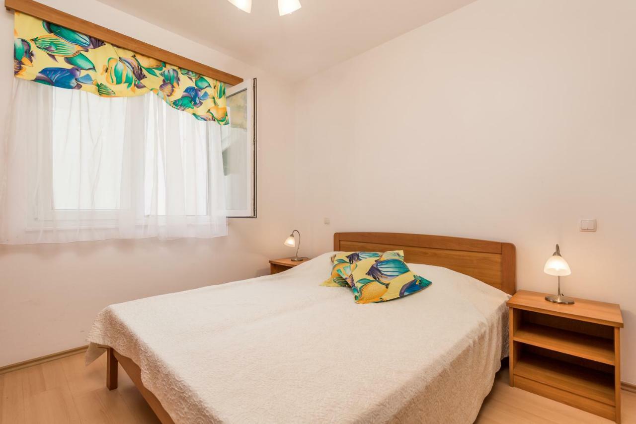 Villas Kampor Ngoại thất bức ảnh