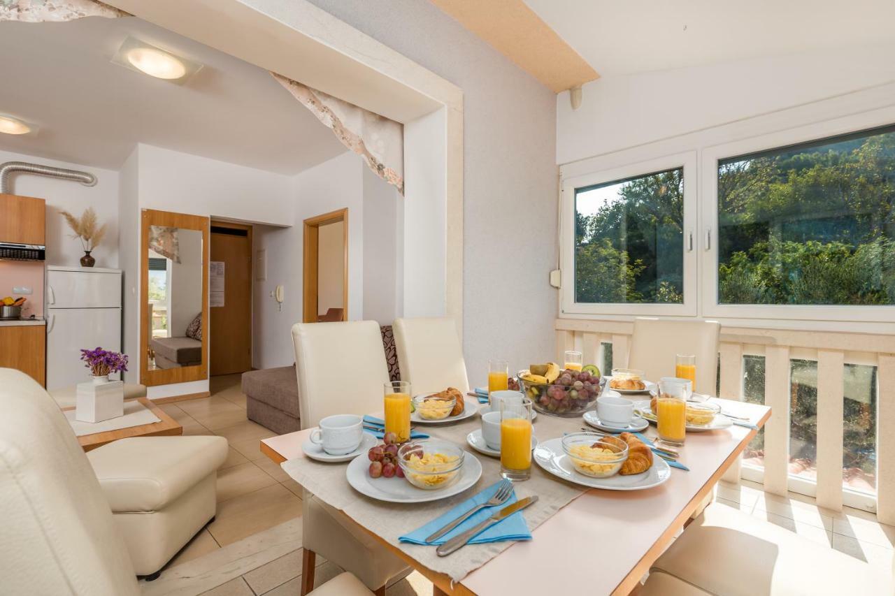 Villas Kampor Ngoại thất bức ảnh
